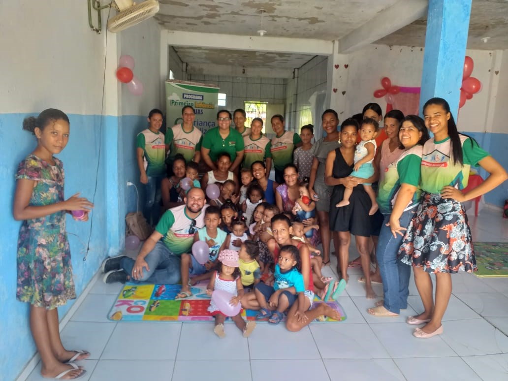 Camacã: Famílias do Projeto Criança Feliz se reúnem em café da manhã em Leoventura